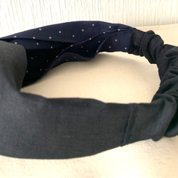 リネン　クロスのヘアバンド　黒×水玉 3枚目の画像