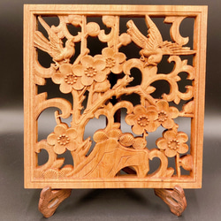 乾隆年製　銅製梅に鶯置物　木製台 乾隆年製 銅製梅に鶯置物 木製台