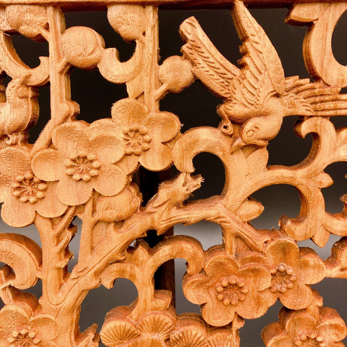 梅にうぐいす】喜上眉梢 25cm参次元彫刻『雅』 透かし彫 楠彫刻 その他