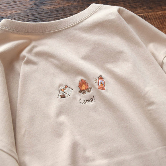 Camp!ビッグシルエット刺繍Tシャツ《サンドベージュ》メンズ レディース トップス キャンプ 2枚目の画像