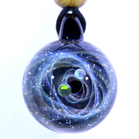 宇宙ガラスペンダント (24mm 螺旋状銀河） no.P119 ネックレス