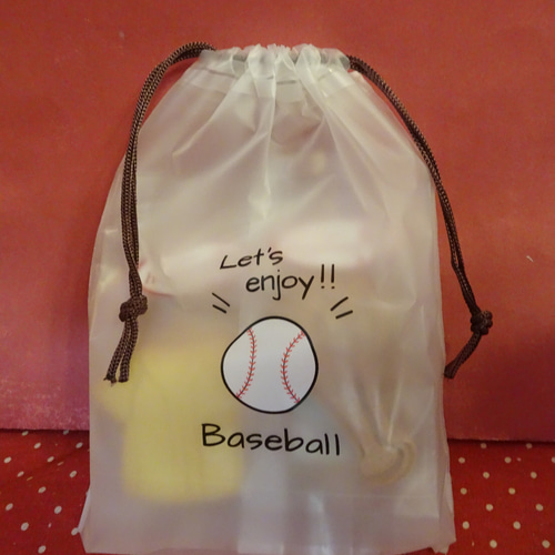 野球ボール柄のミニビニール巾着袋にクッキー4種類詰め合わせ