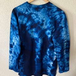 天然藍染　カジュアルTシャツ女性用M長袖 2枚目の画像