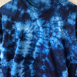 天然藍染　カジュアルTシャツ女性用M長袖 3枚目の画像