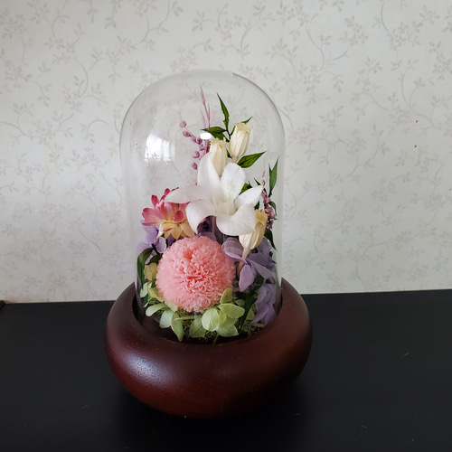 プリザーブドフラワー仏花対ガラスドーム大輪菊 仏花」ポンポン菊のプリザーブドフラワーのガラスドーム＜受注