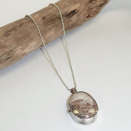 ロケットタイプ チェーン付き シルバー925 ロケットペンダント 薬入れ