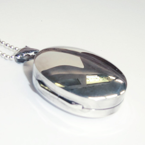 ロケットタイプ チェーン付き シルバー925 ロケットペンダント 薬入れ