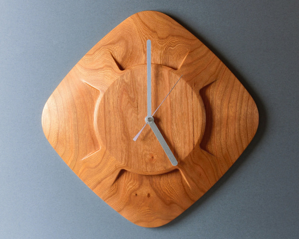 掛け時計（木製・無垢）Wood Wall Clock DC-1　ブラックチェリー 1枚目の画像