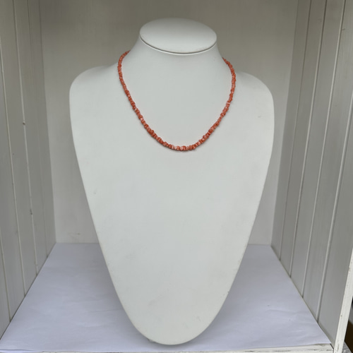 珊瑚ホワイト×ベビーピンク 彫刻デザイン ネックレス美品 希少 珊瑚 ネックレス 姫サンゴ 白珊瑚 薄ピンク グラデーション