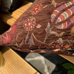 トルコシュニール織　華やかなラーレとカーネーション柄のクッションカバー45x45 6枚目の画像