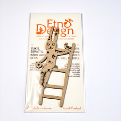 Etno Design かわいい動物の木製オーナメント：Ladder Bunny（はしごバニー） 1枚目の画像
