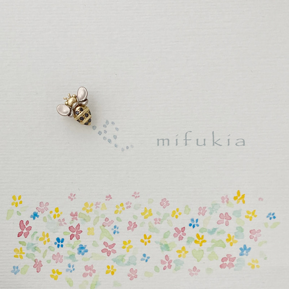 ミツバチピアス ミツバチ アンバー ピアス VBMA4769＿＿AV | VENDOME