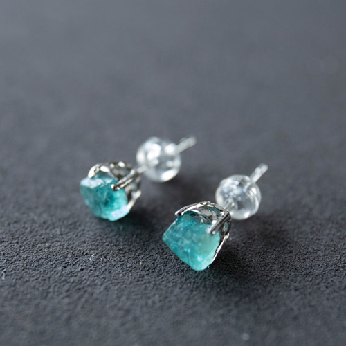 原石アパタイト スタッドピアス 【silver925】 アクセサリー