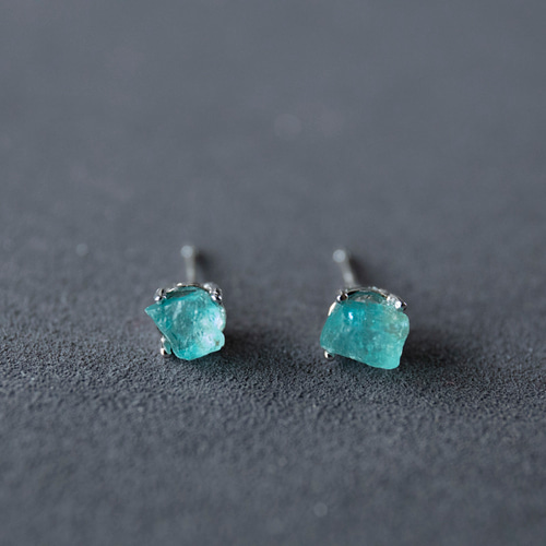 原石アパタイト スタッドピアス 【silver925】 アクセサリー