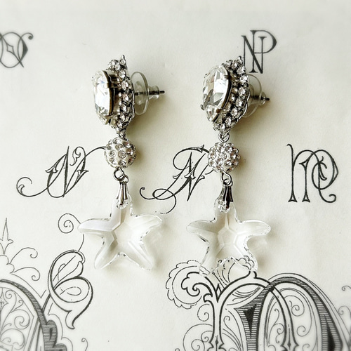 ヒトデ・スワロフスキー大ぶりピアス【夏・海・ウェディング・リゾート