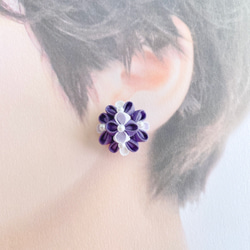 小さな紫陽花のピアスorイヤリング＊大人purple＊つまみ細工 8枚目の画像