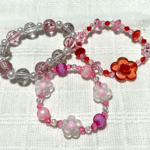 子ども向け＊ビーズブレスレット・3本セット(赤系) ブレスレット 青星