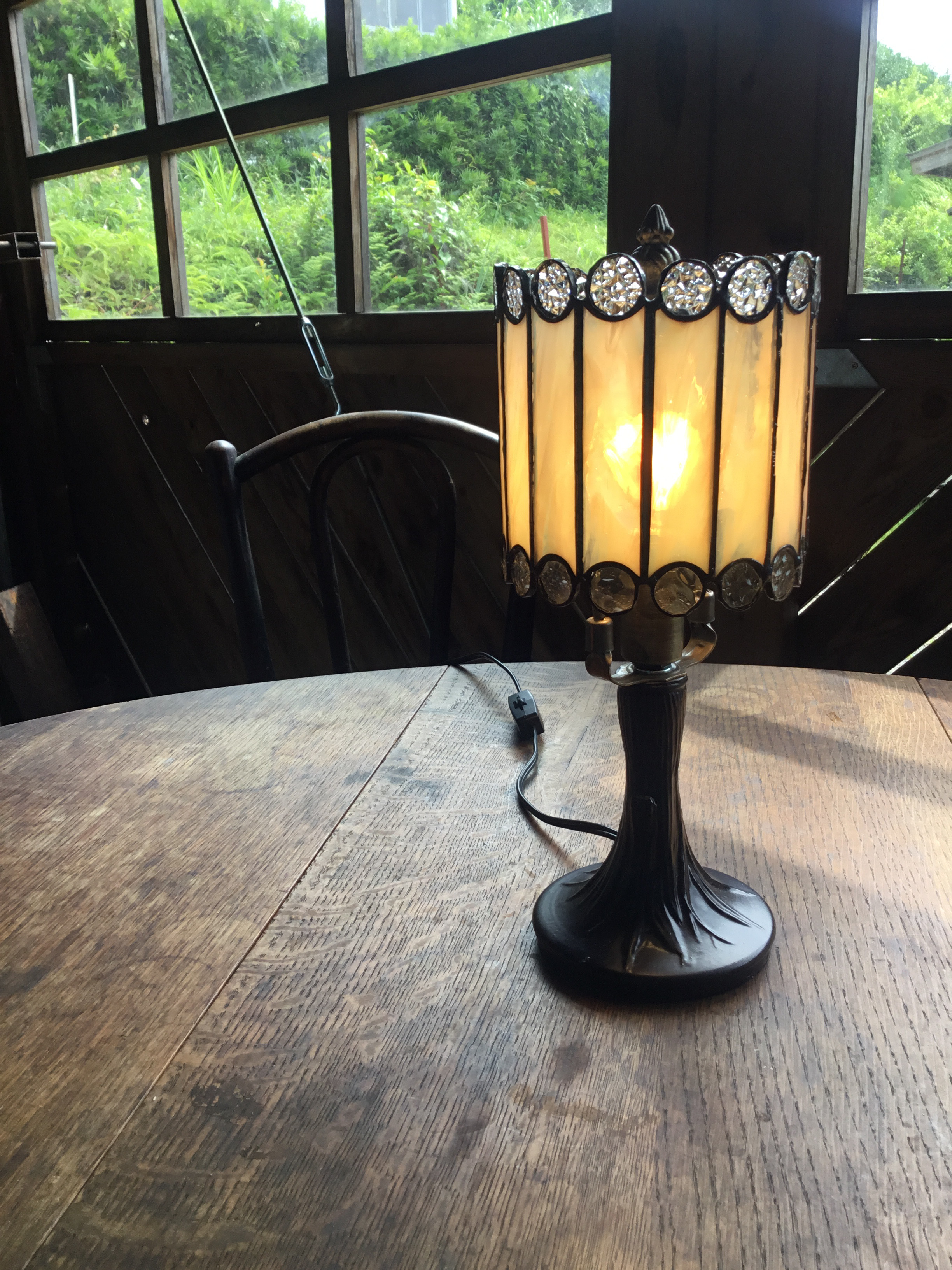 ステンドグラス　ランプ　スタンドランプ