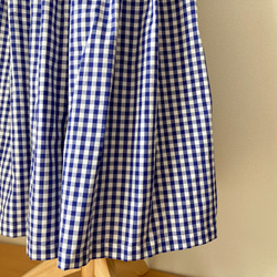 ギンガムチェックのシンプルギャザースカート｜青×白｜ナチュラル大人服 6枚目の画像