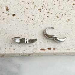 ゴールドもあり　サージカルステンレス316L ワンタッチドロップフープピアス　金属アレルギー対応　つけっぱなし 8枚目の画像