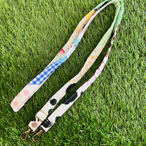 いちご型巾着バッグ 巾着バッグ miyUSHI 通販｜Creema(クリーマ) 16132036 