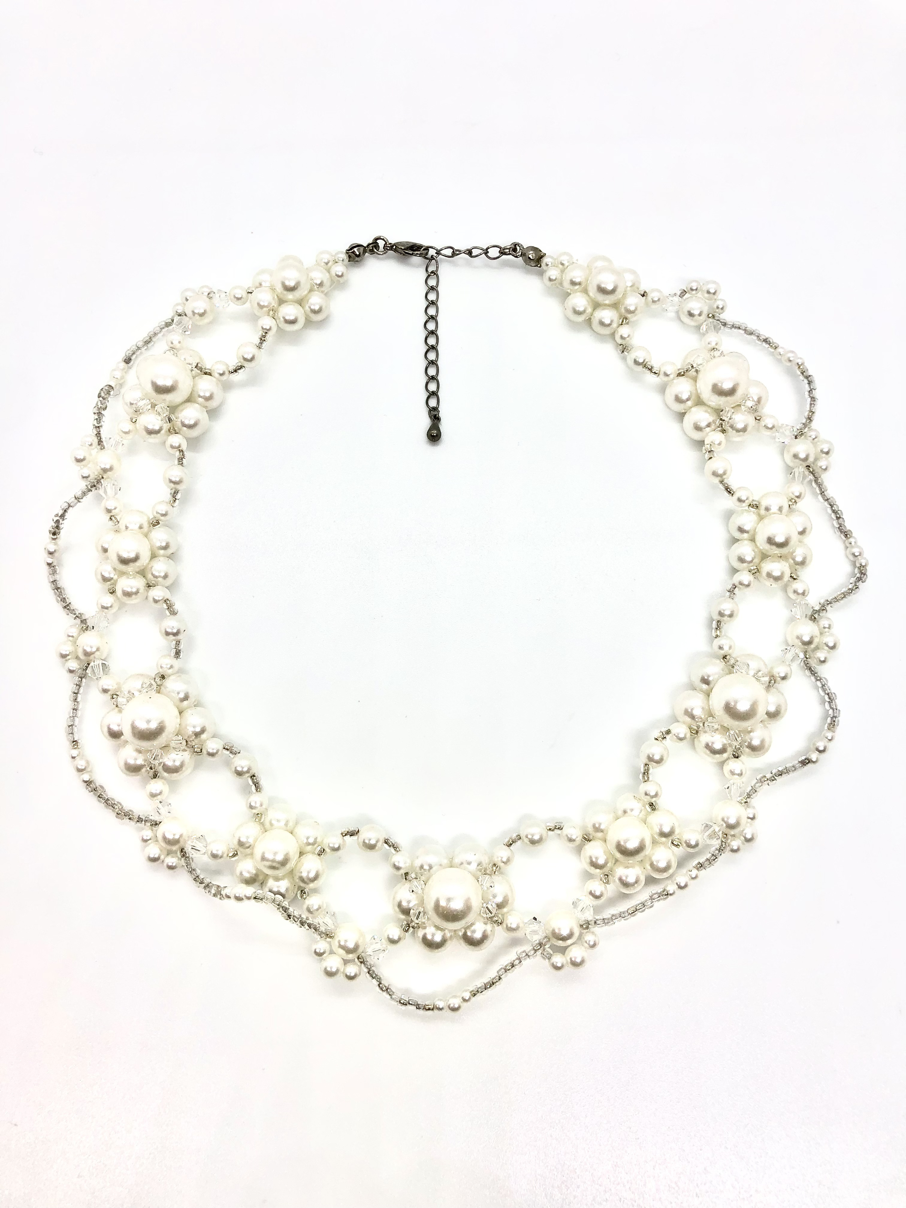 フラワーパールフリルネックレス