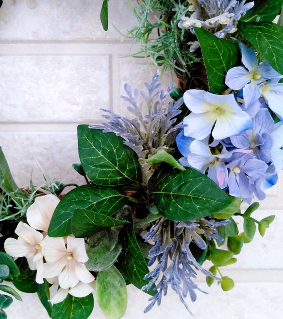 【送料無料】 青紫&ベージュの紫陽花とグリーンの夏リース 4枚目の画像