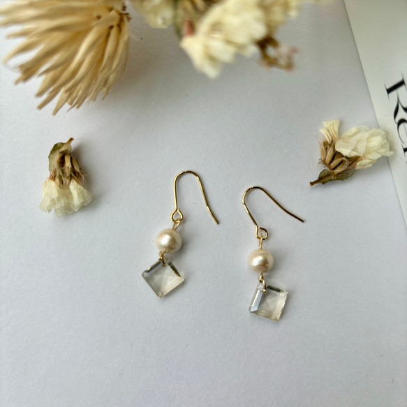 No.32】ガラススクエアとコットンパールピアスorイヤリング ピアス  