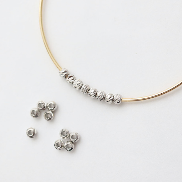 金アレ対応 真鍮製 切り込み メタル ビーズ 2.5ｍｍ 40個 2枚目の画像