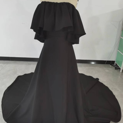 上品！オフショル パーティードレス 黒 ストレッチ生地 短トレーン 2次  
