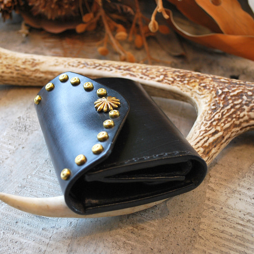 ミニ財布 / 小さい財布 / コンパクト財布 / スタッズ / アポロコンチョ