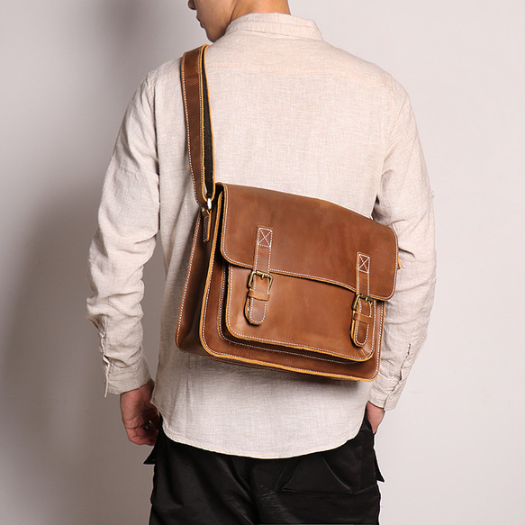 本革ショルダーバッグ メンズ レザー 斜めかけ メッセンジャーバッグ 牛革ボディバッグ 彼氏 友達 父の日 誕生日黒 メンズ メッセンジャーバッグ 彼氏 友達 父の日 バッグ 旅行バッグ 本革