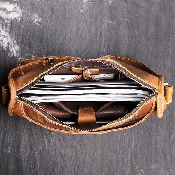 本革ショルダーバッグ メンズ レザー 斜めかけ メッセンジャーバッグ 牛革ボディバッグ 彼氏 友達 父の日 誕生日黒 メンズ メッセンジャーバッグ 彼氏 友達 父の日 バッグ 旅行バッグ 本革