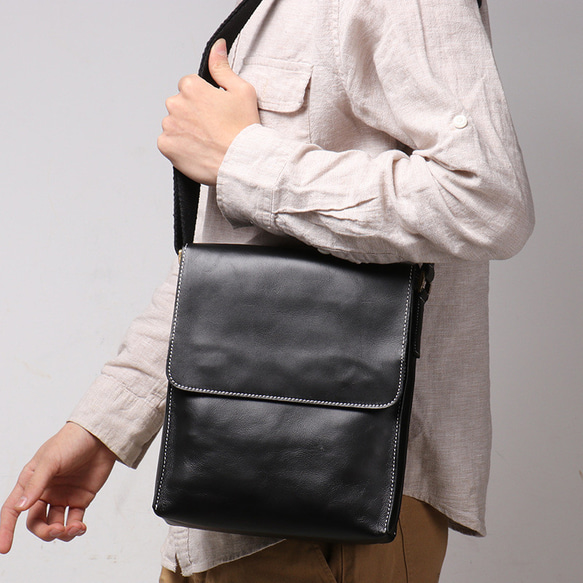 本革ショルダーバッグ メンズ レザー 斜めかけ メッセンジャーバッグ 牛革ボディバッグ 彼氏 友達 父の日 誕生日黒                                     お求め前にお読みいただくと安心 I1438008730(10920円)