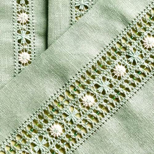 送料無料】A29. ドロンワーク刺繍 がま口ボックス セージ