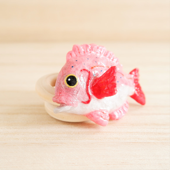 『マダイ（鯛）』ブローチ　和紙アクセサリー　お魚ピンブローチ　タックピン 5枚目の画像