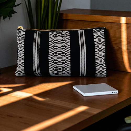 博多平織り 八寸名古屋帯のリメイクポーチ ポーチ Lily-with Mints