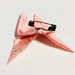 蝶のブローチ・ピンク 3枚目の画像