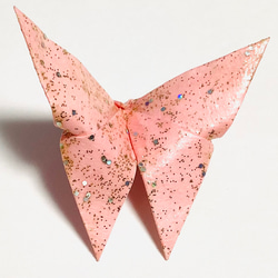 蝶のブローチ・ピンク 1枚目の画像