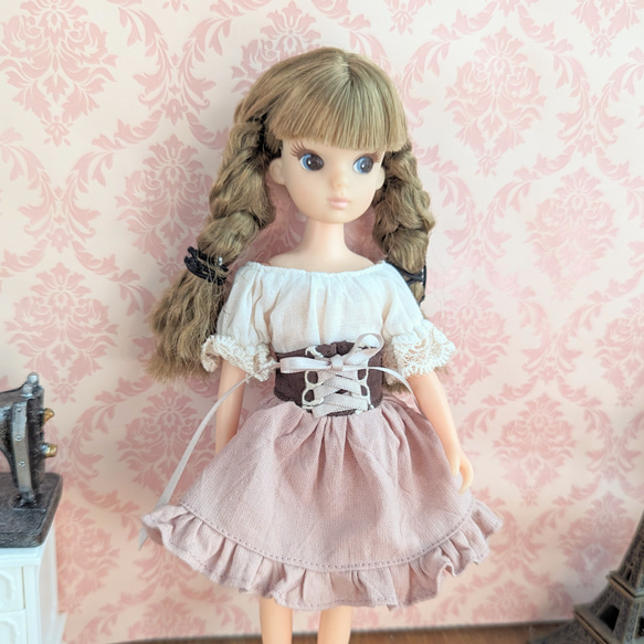 914【復刻版初代リカちゃん】ピンクの編み上げレースのスカート※リカちゃん 服 2枚目の画像