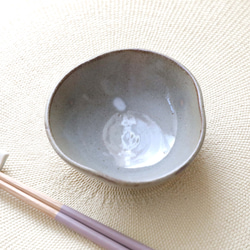 【SALE】透明釉の三つ葉小鉢 4枚目の画像