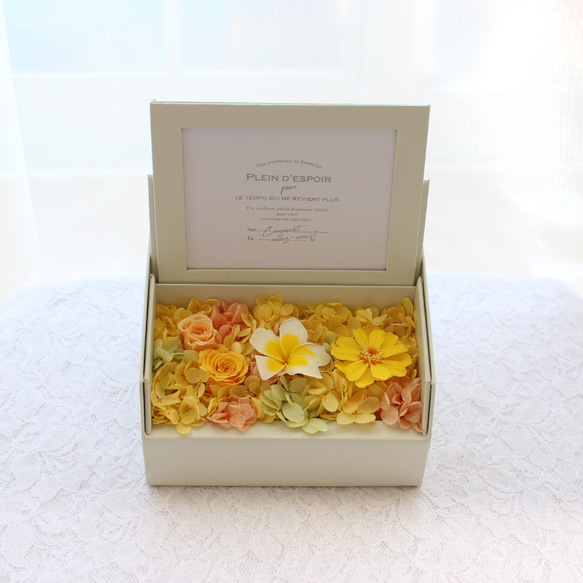プルメリア フラワー フォトフレーム ボックス　誕生日　写真立て　花　プリザーブドフラワー　米寿　ペット　お供え 3枚目の画像