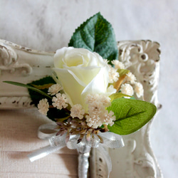 【ウェディングブーケ】オーダー商品　前撮り用　小ぶりなお花で品よくシンプルなホワイトグリーンのブーケ 13枚目の画像