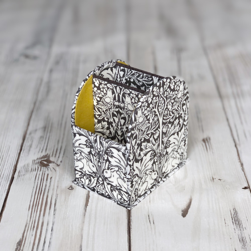 受注制作】リモコンスタンド＜カルトナージュ＞ウィリアムモリス