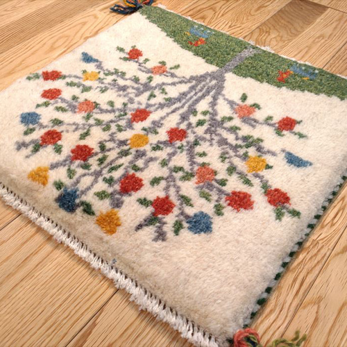 ペルシャ　ギャッベ ミニマット 39×44.5 アイボリー　ザクロの木 ペルシャ ギャッベ ミニマット 39×44.5 アイボリー ザクロの木