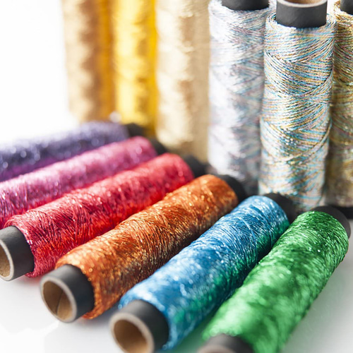訪問着 ラメ刺繍 紋意匠 ポリエステル 躾糸付き X428 楽天市場】ラメ刺繍糸 （R-401) : Art Fiber Endo 楽天市場店
