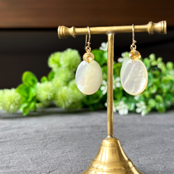 14kgf*優質珍珠母和黃水晶大耳環/耳環*天然石 第2張的照片