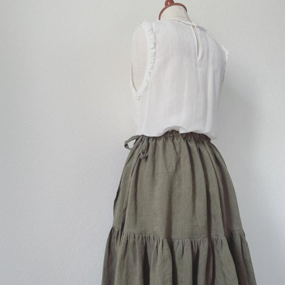 ベルギーリネンの２段ティアードスカート　カーキベージュ　＜リネンB6＞ 5枚目の画像