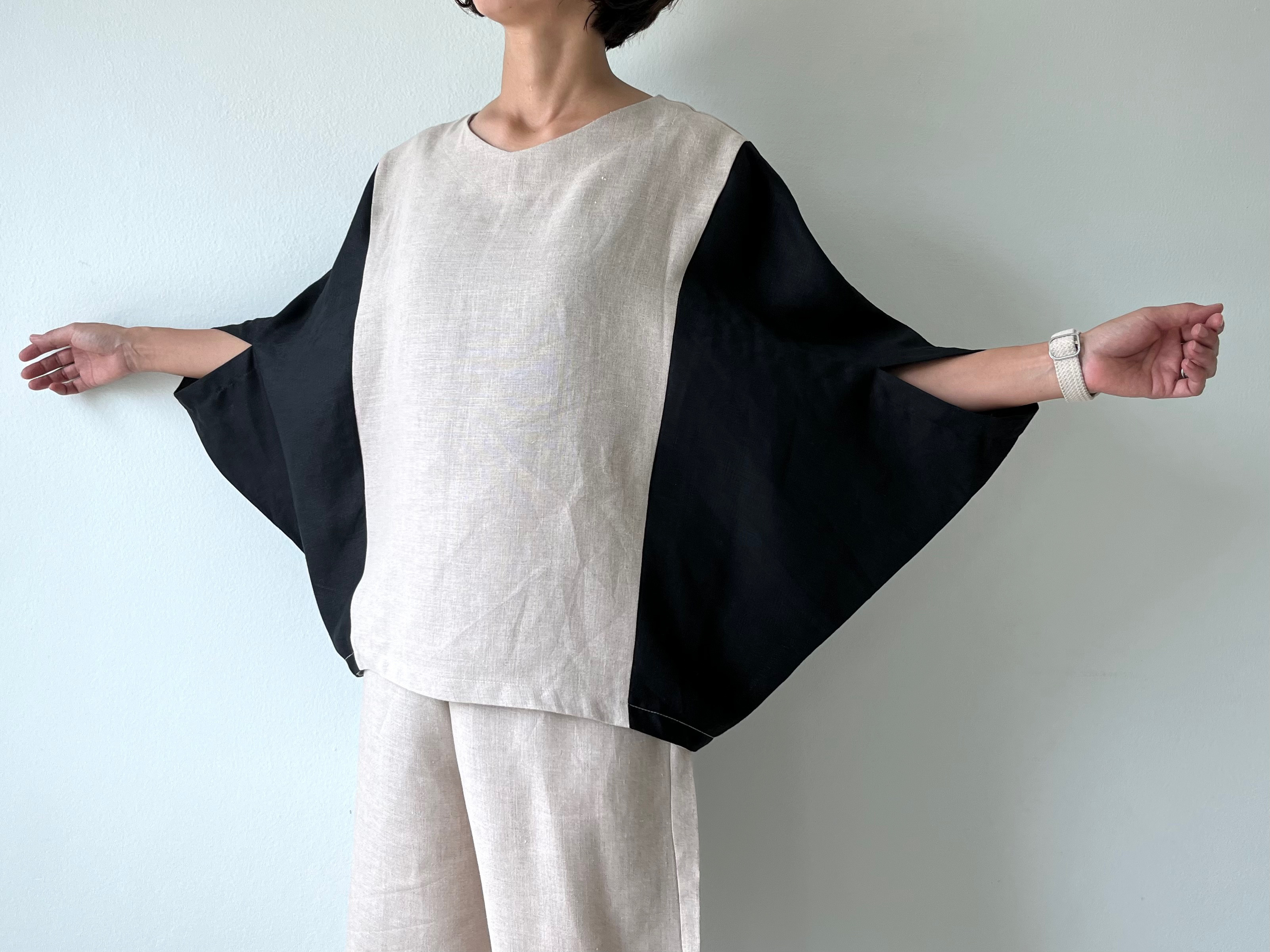 新作コントラスト変形ドルマンVネックカットソー リネン　麻　生成り×黒　  ブラウス