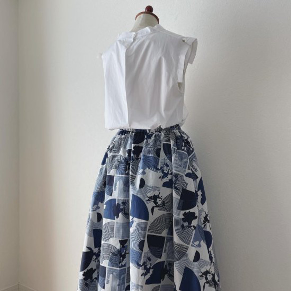 英国輸入リバティプリント 23SS新柄 Zen Rose フレアーマキシ丈スカート 1枚目の画像